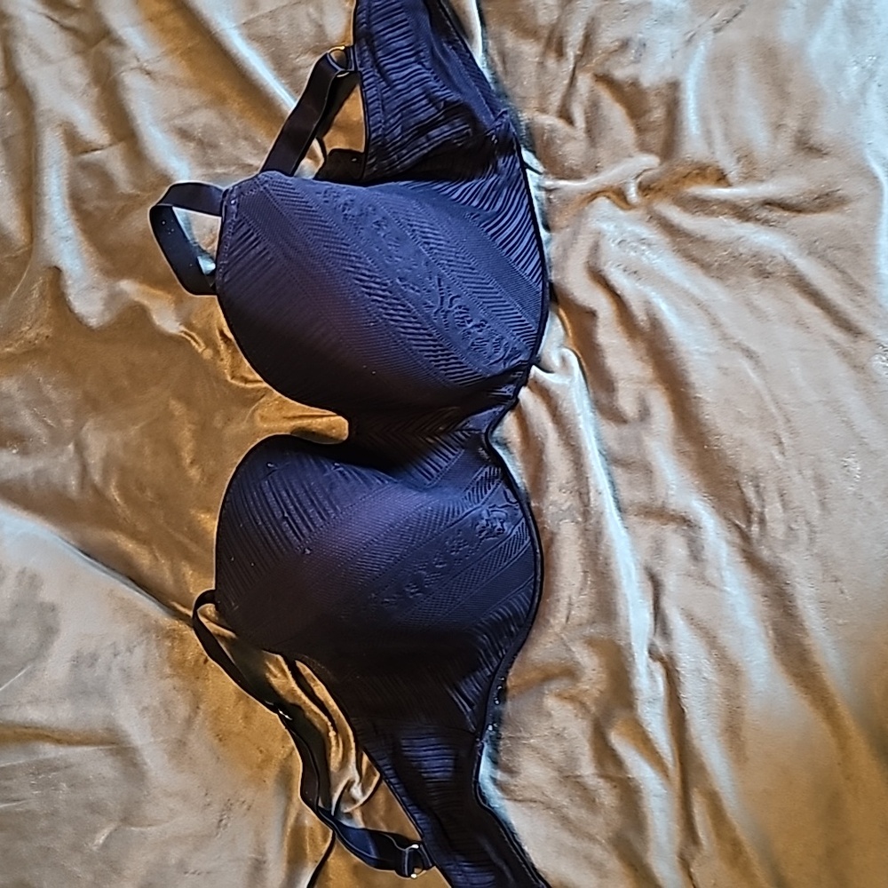 Navy underwire full coverage bra